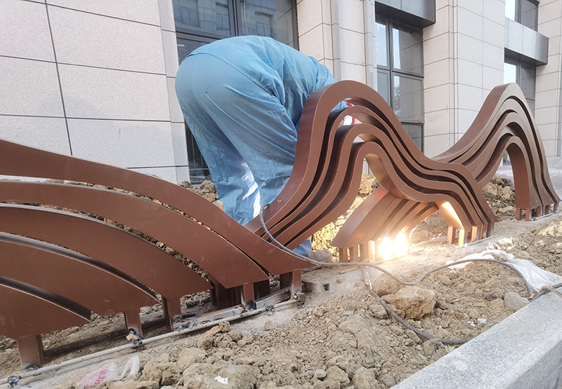 不銹鋼雕塑的設計理念有哪些