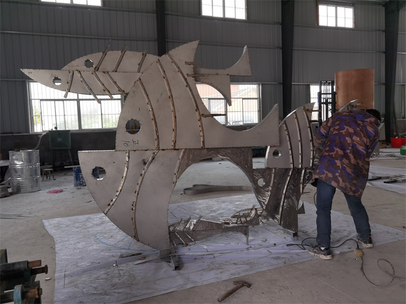 鑄銅雕塑中的細節雕刻技巧