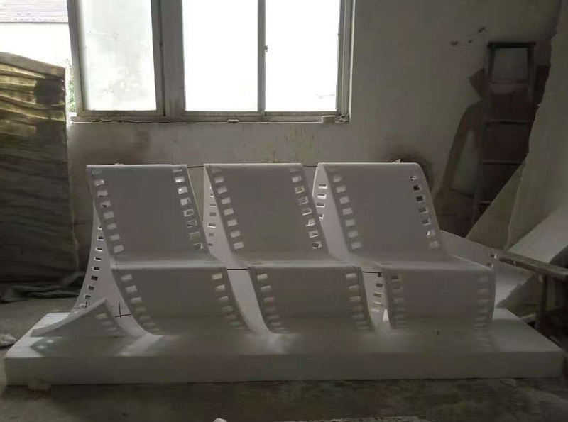 工業(yè)風(fēng)雕塑設(shè)計(jì)的創(chuàng)意實(shí)現(xiàn)